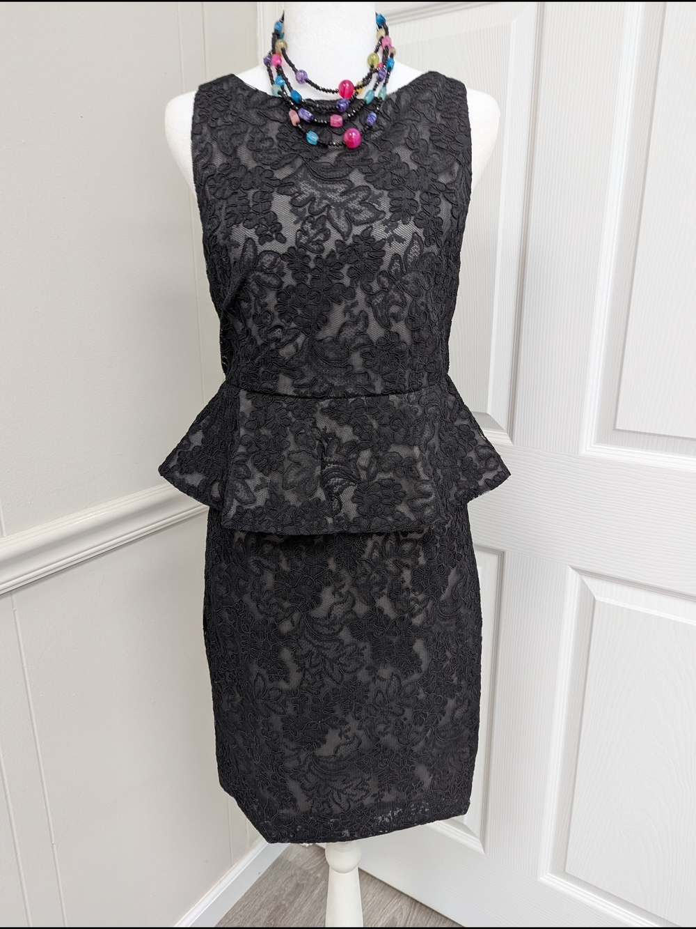 Alice + Olivia Black Lace Peplum Sheath Dress